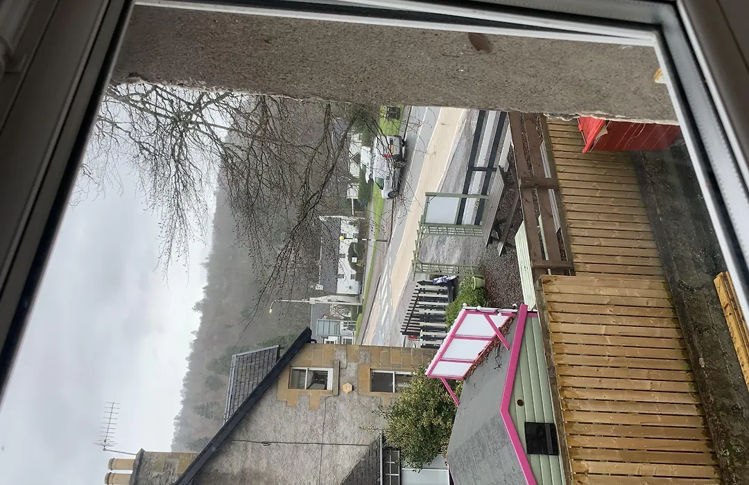1 Lochness Rooms&Hostel-1